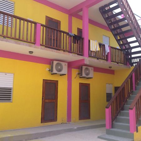 Travellers Palm Backpackers Hostel Caye Caulker Luaran gambar