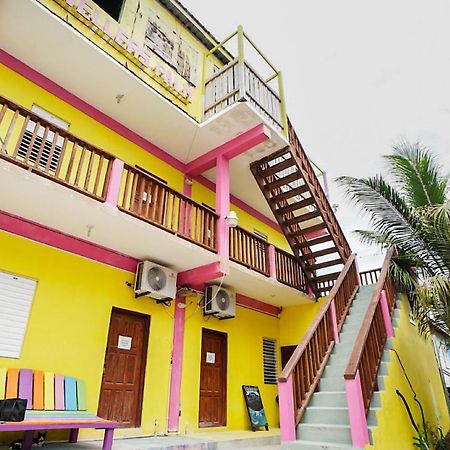 Travellers Palm Backpackers Hostel Caye Caulker Luaran gambar