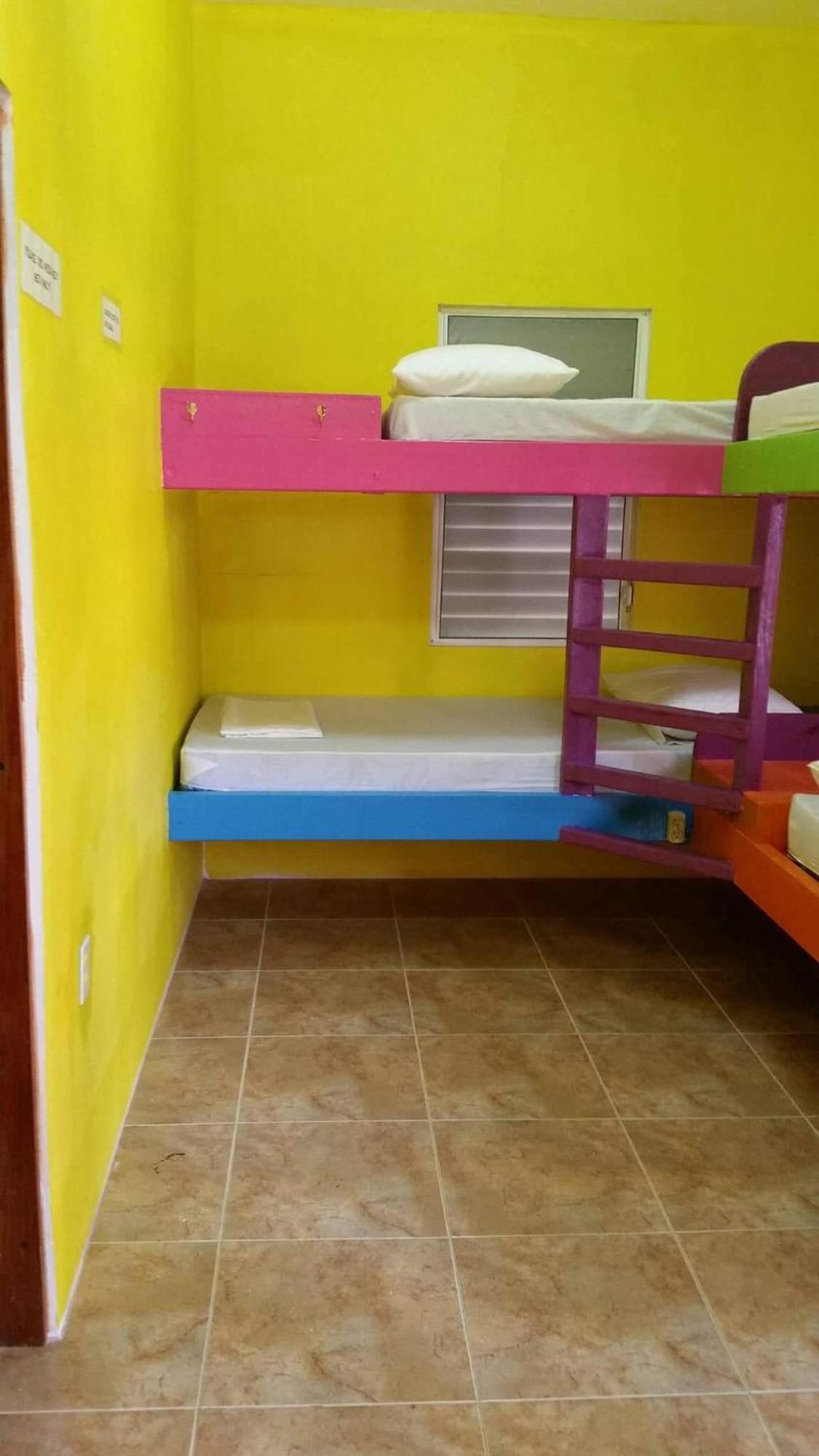 Travellers Palm Backpackers Hostel Caye Caulker Luaran gambar