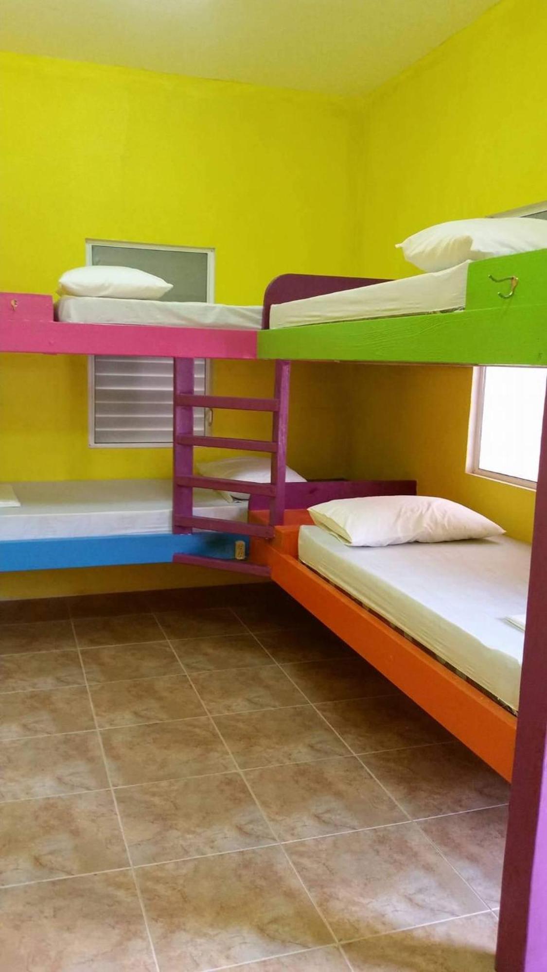 Travellers Palm Backpackers Hostel Caye Caulker Luaran gambar