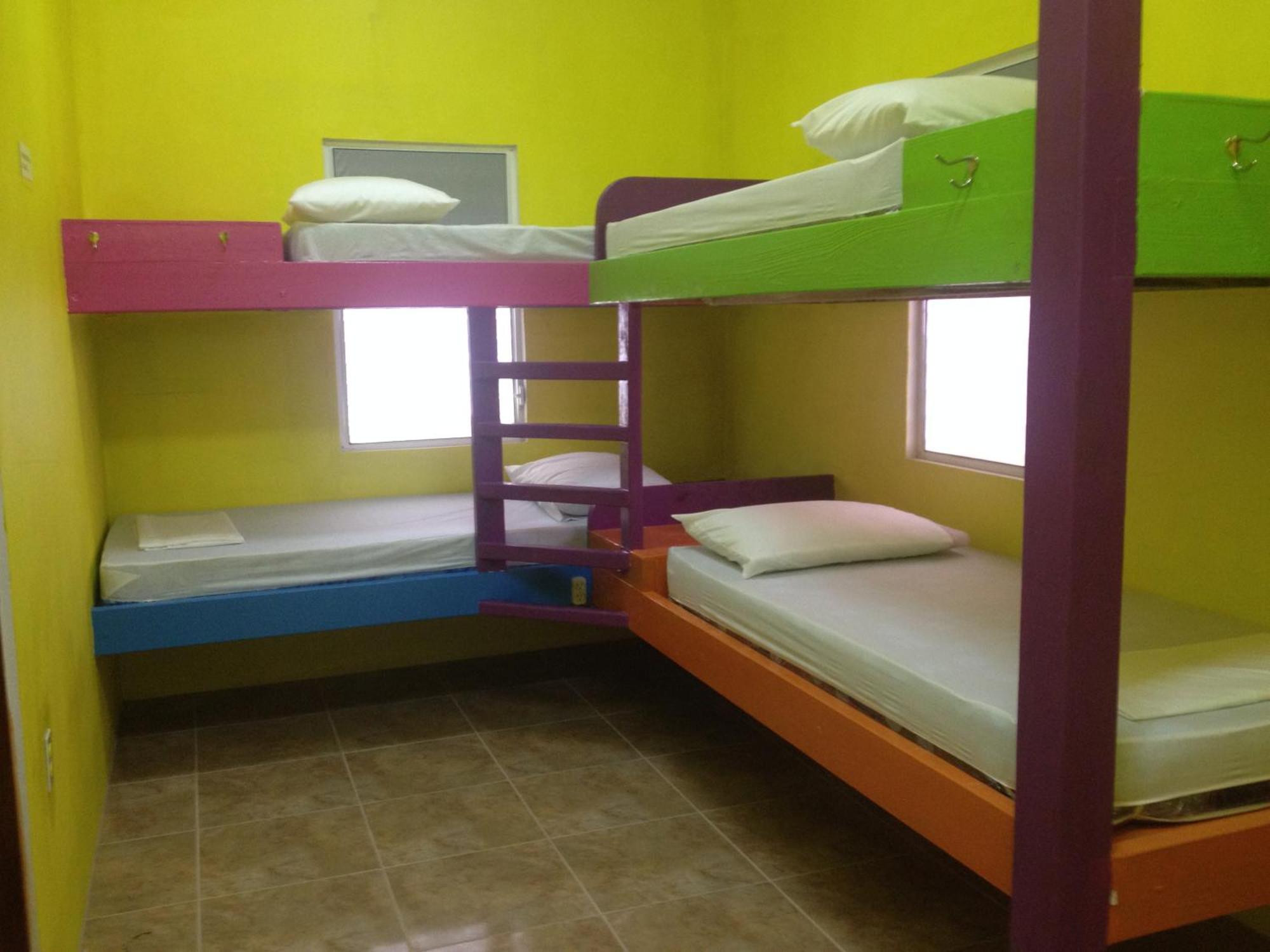 Travellers Palm Backpackers Hostel Caye Caulker Luaran gambar