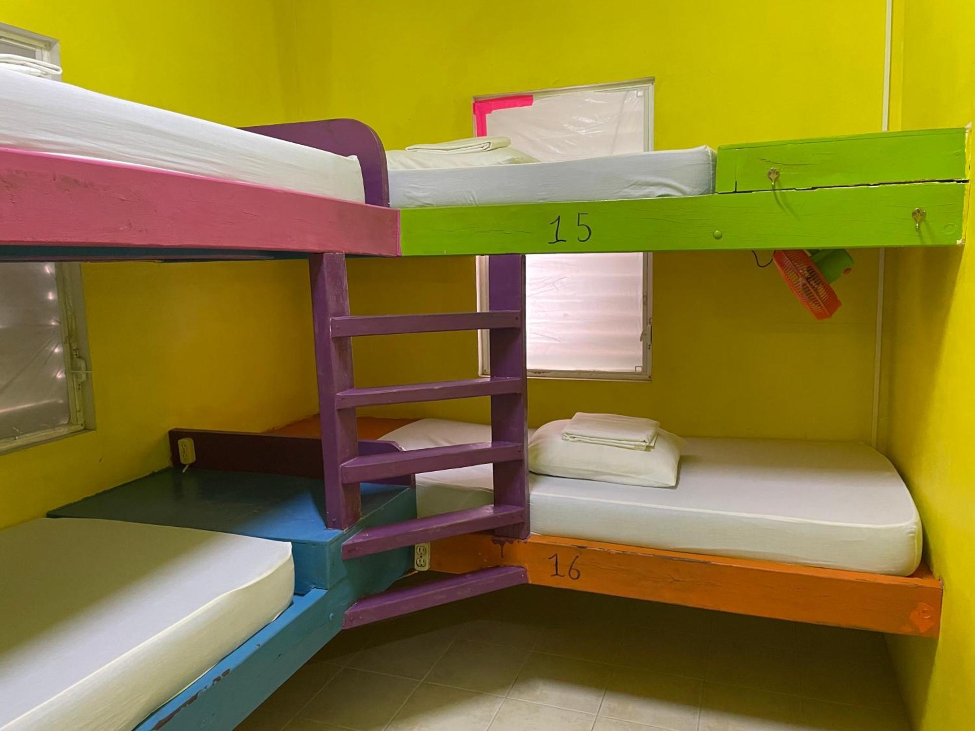 Travellers Palm Backpackers Hostel Caye Caulker Luaran gambar