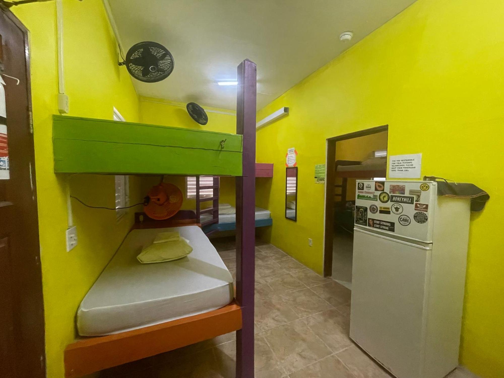 Travellers Palm Backpackers Hostel Caye Caulker Luaran gambar